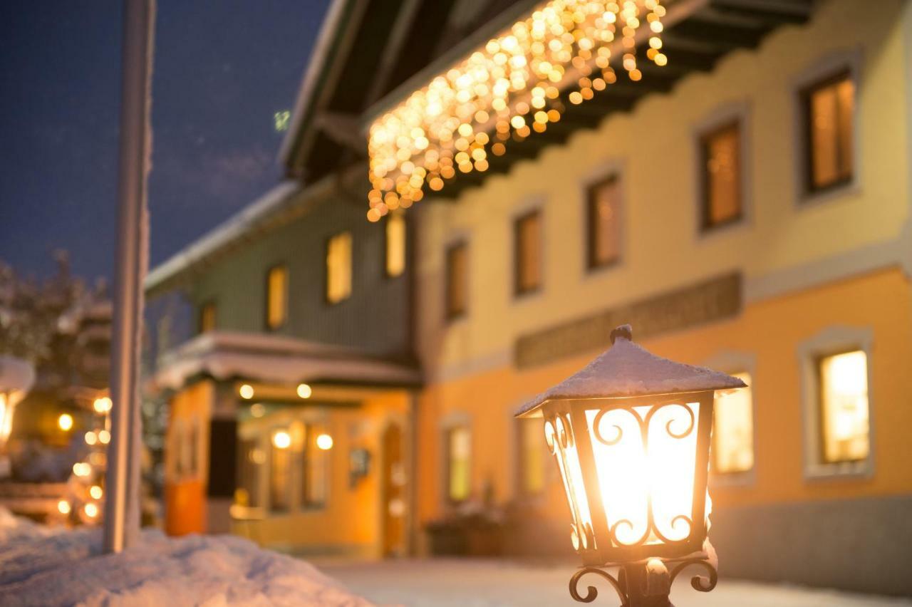 Gasthof Neuwirt Ойґендорф Екстер'єр фото